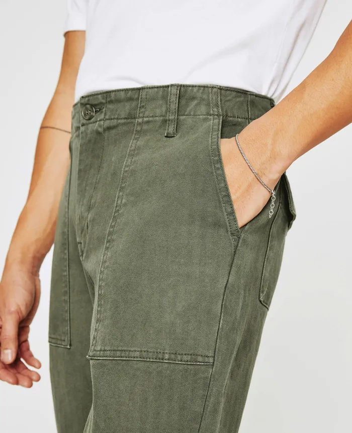 AG Jeans Pants Men Wells Fatigue VALLEY DARK INFANTRY GREEN AG Jeans Pants Men Wells Fatigue VALLEY DARK INFANTRY GREEN