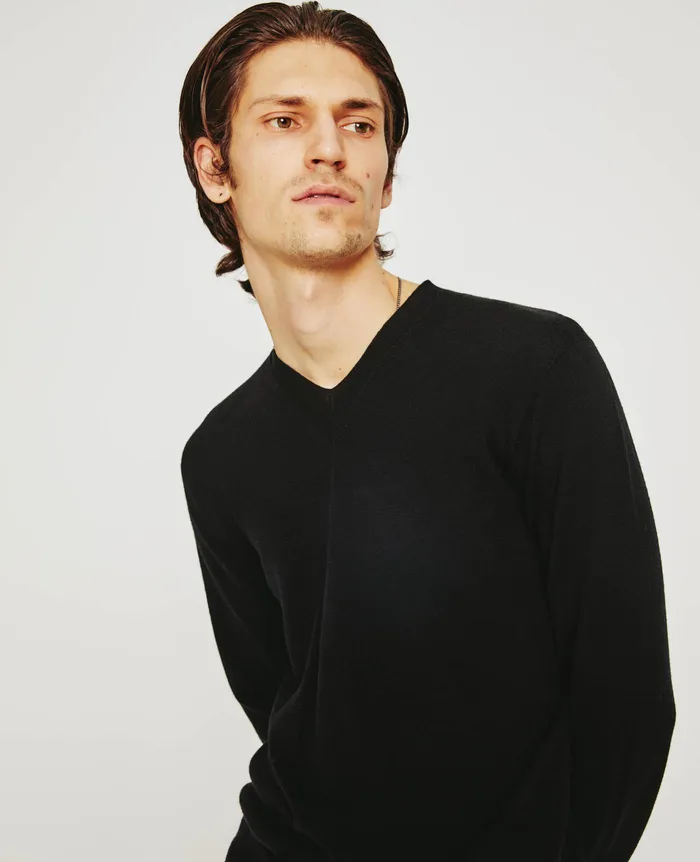 AG Jeans Sweatshirts Men Beck Vee TRUE BLACK AG Jeans Sweatshirts Men Beck Vee TRUE BLACK