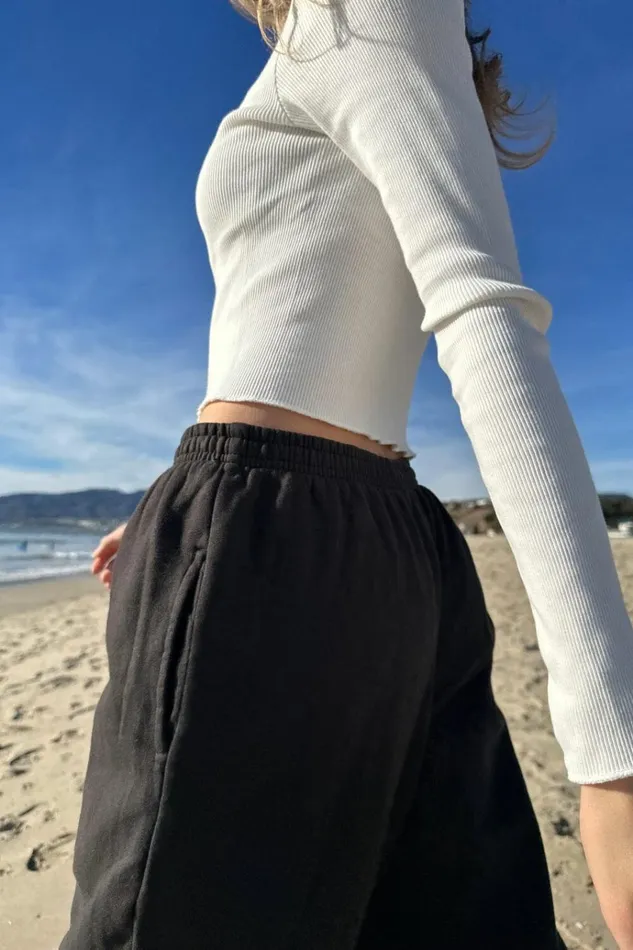 Anastasia Tie Sweatpants Black Women Brandy Melville Sweatpants and Sweatshirts