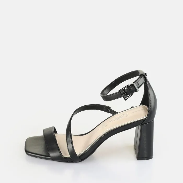 April Mss Black Buffalo Heels