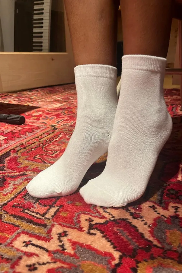 Basic Socks Natural White Women Brandy Melville Socks
