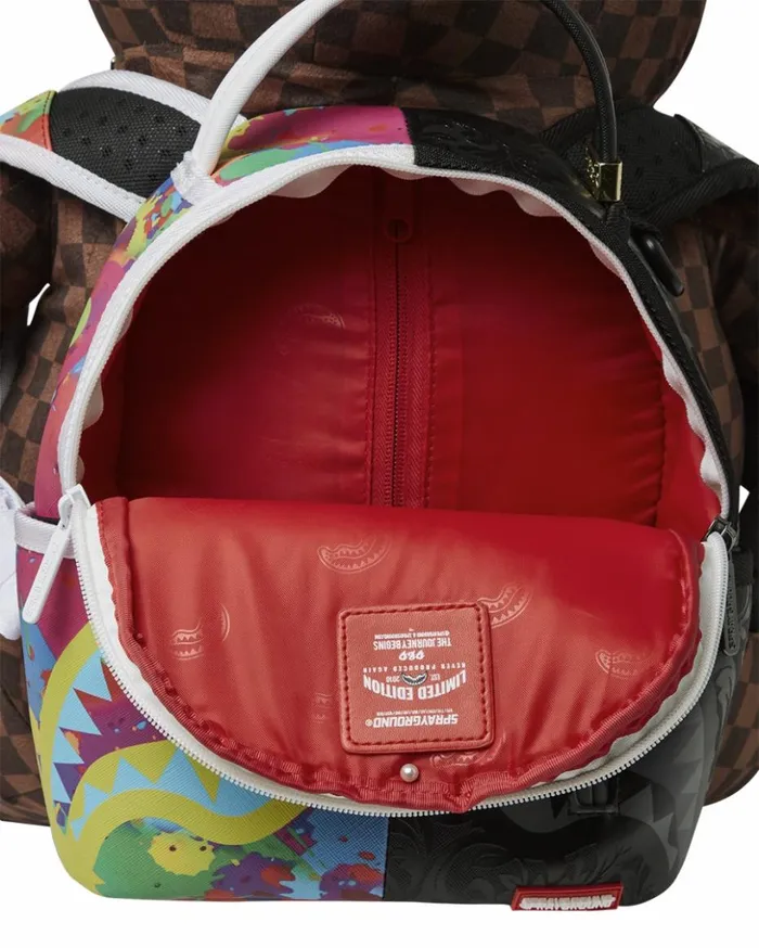 BEAR WEARING BACKPACK AS A BACKPACK Bags SPRAYGROUND
