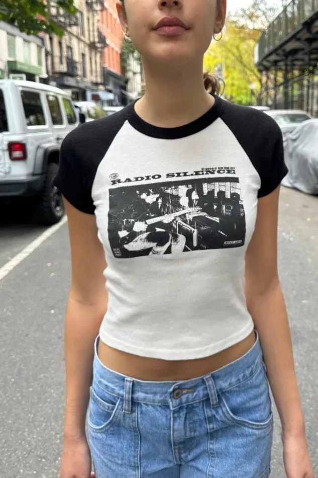 Bella Radio Silence Top White Women Brandy Melville Graphics