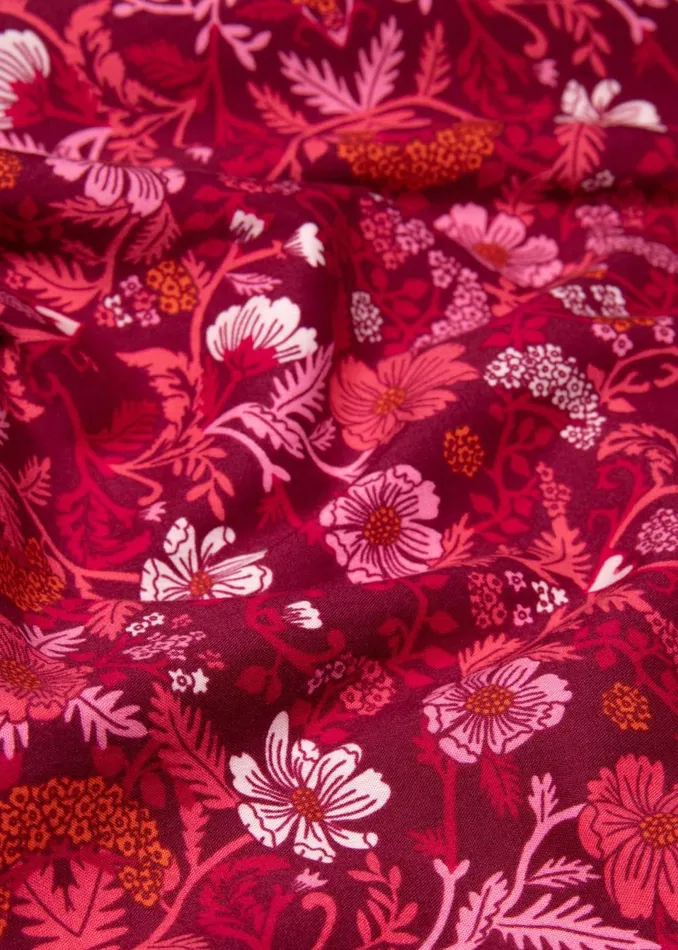 Blutsgeschwister Circle Skirt Romance Rules The World Red Women Skirts