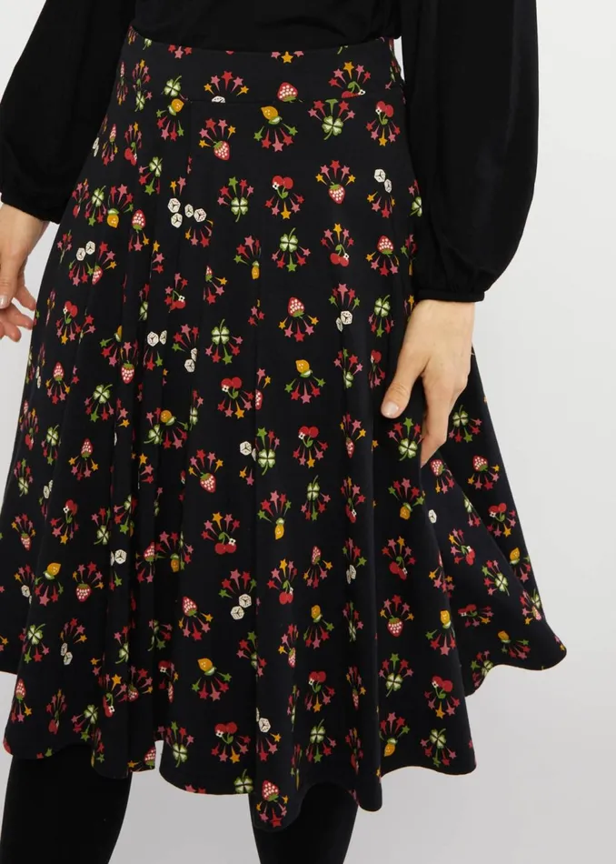 Blutsgeschwister Circle Skirt Wooden Heart Circular Black Women Skirts
