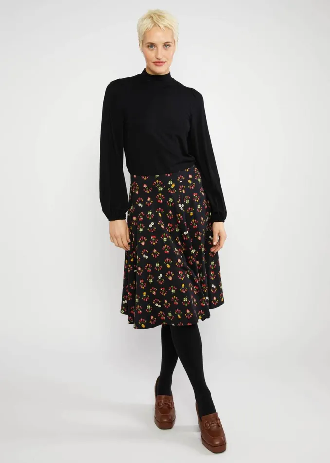 Blutsgeschwister Circle Skirt Wooden Heart Circular Black Women Skirts