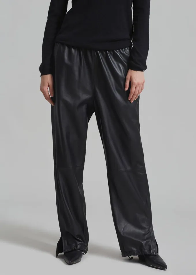 Clothing WomenMen The Frankie Shop Kevin Leather Trousers 8211 Black