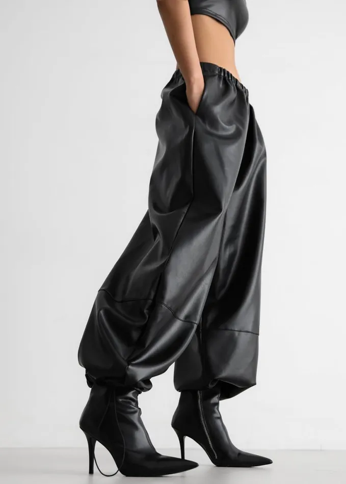 Clothing Women The Frankie Shop Briar Faux Leather Balloon Pants 8211 Black