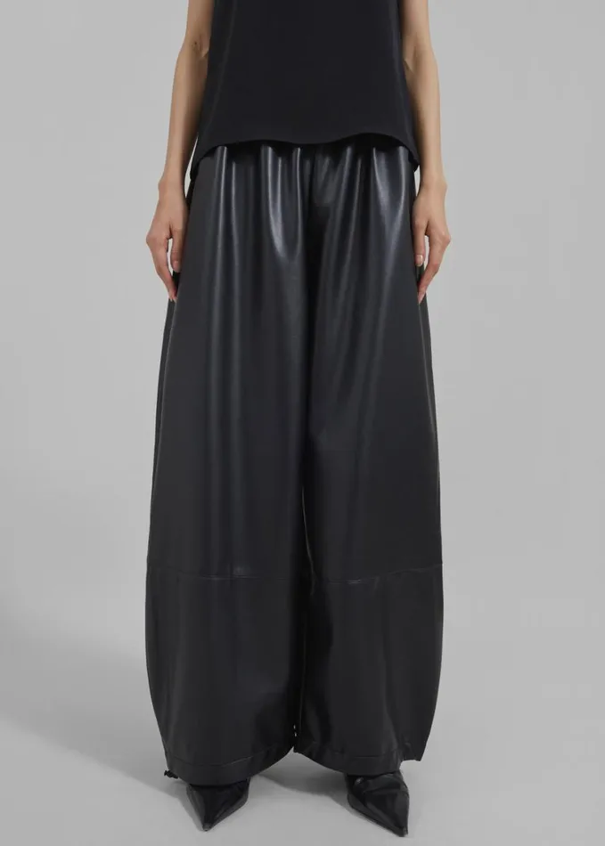 Clothing Women The Frankie Shop Briar Faux Leather Balloon Pants 8211 Black