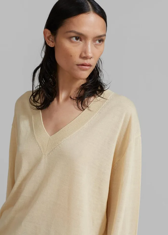 Clothing Women The Frankie Shop Juro VNeck Knit 8211 Butter