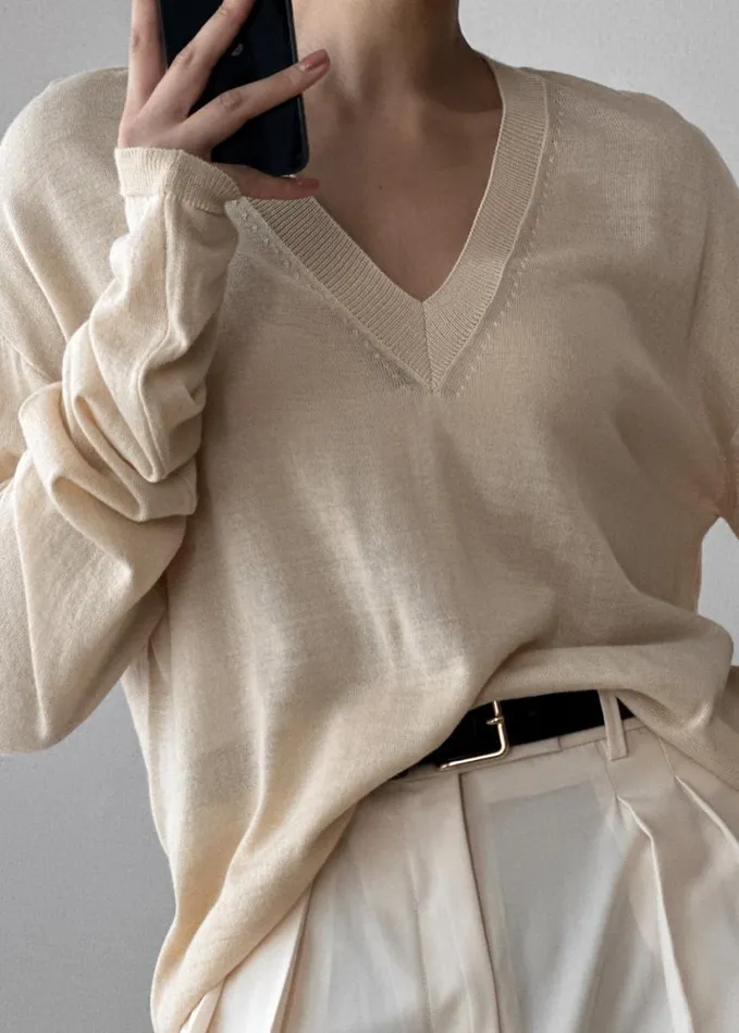 Clothing Women The Frankie Shop Juro VNeck Knit 8211 Butter