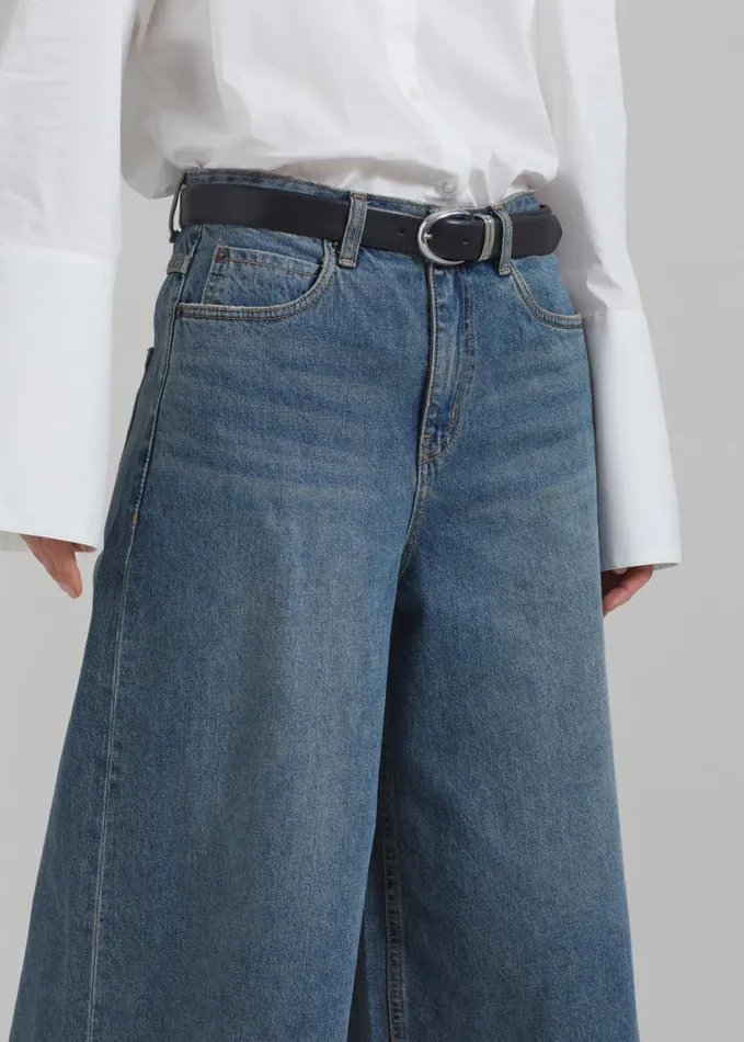 Clothing Women The Frankie Shop Low Classic Denim Bermuda Pants 8211 Blue