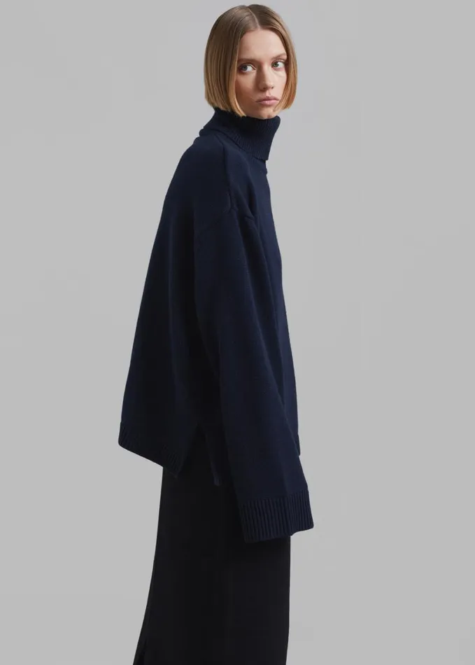 Clothing Women The Frankie Shop Rhea Trapeze Turtleneck 8211 Navy