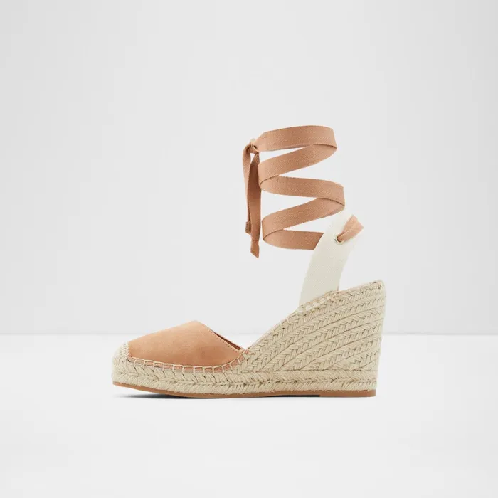 Efemina Brown Women ALDO Sandals