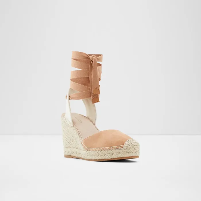 Efemina Brown Women ALDO Sandals