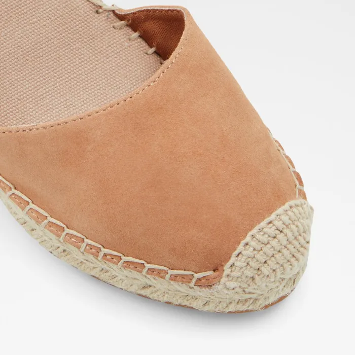 Efemina Brown Women ALDO Sandals