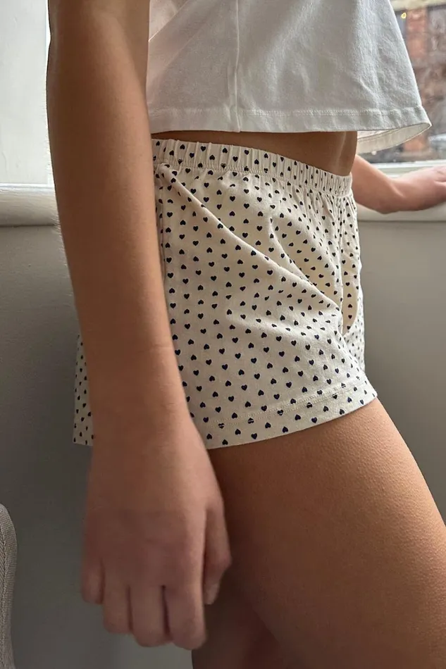 Emery Heart Sweatshorts Ivory Navy Hearts Women Brandy Melville Bottoms