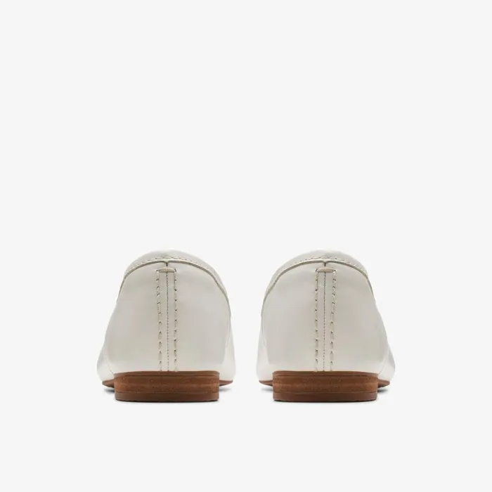 FAWNA LILY White Leather Women Clarks Flats