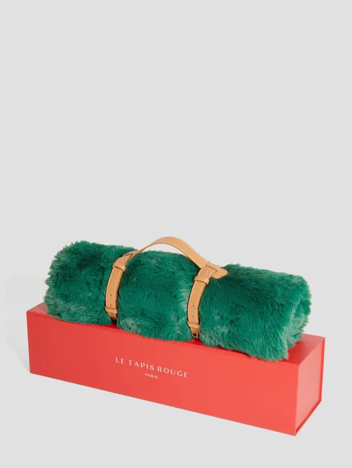 GUESS Sale FauxFur Pet Carpet Blue 8211 Women