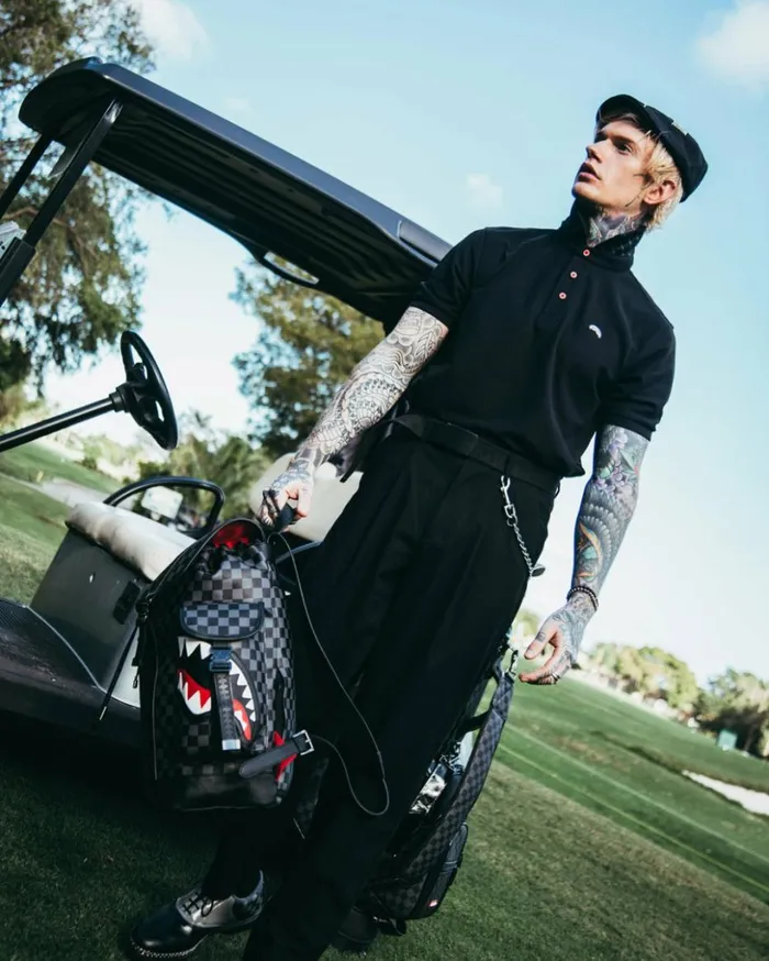 HENNY AIIR TO THE THRONE MONTE CARLO Bags SPRAYGROUND