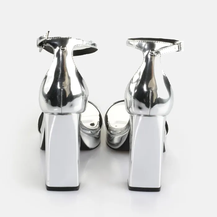 June Neat Silver Buffalo Heels
