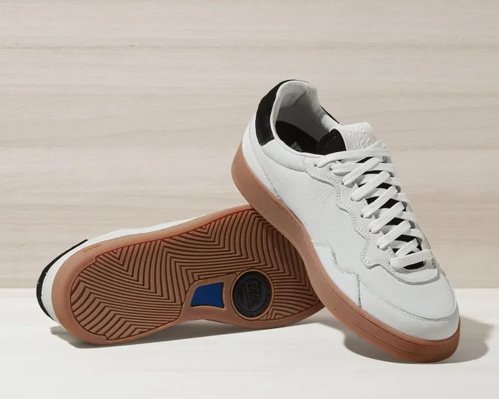 Low Tops Men P448 Yam WhiteNero Low Tops Men P448 Yam WhiteNero