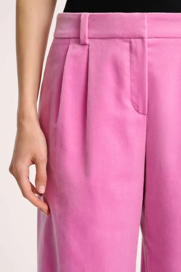 Luisa Spagnoli Pants Odense 8211 Corduroy Pants 8211 Fashion Show 8211 Women Luisa Spagnoli Pants Odense 8211 Corduroy Pants 8211 Fashion Show 8211 Women
