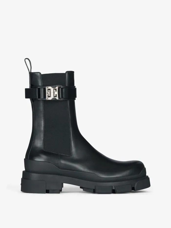 Men Boots and Loafers Givenchy Terra Chelsea Boots In Leather Black