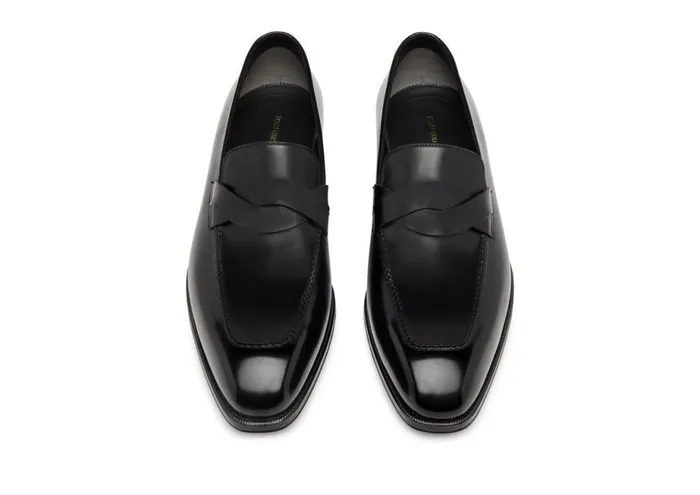 Men Loafers Tom Ford Burnished Leather Elkan Twisted Band Loafer Black Men Loafers Tom Ford Burnished Leather Elkan Twisted Band Loafer Black