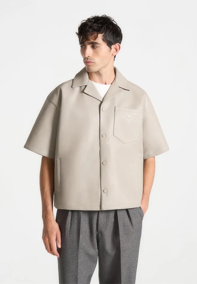 Men Manire De Voir Boxy Leather Revere Shirt Stone