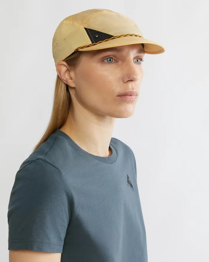 MenWomen Runa Lightweight Five Panel Cap Chaya Sand Klttermusen Hats and Caps