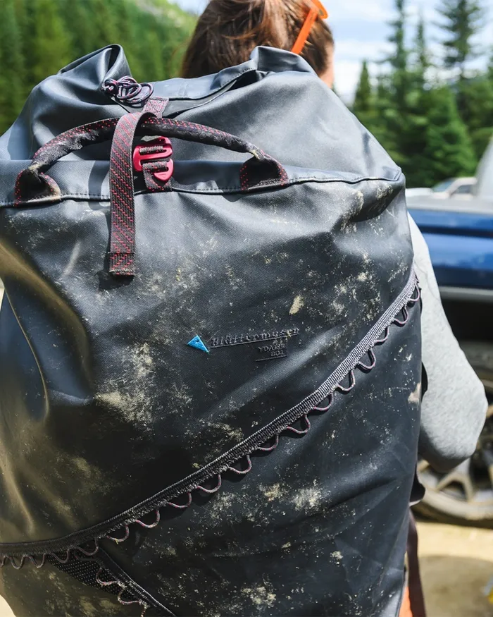 MenWomen Ydalir Alpine Haul Bag 80L Raven Klttermusen Duffel Bags