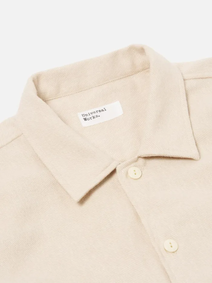 Overshirts Men Universal Works Universal Works LS Utility Shirt In Ecru Alaska Cotton