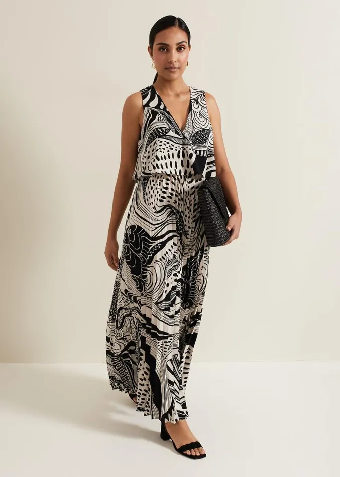Petite Saskia Abstract Pleated Jumpsuit Black Women Phase Eight Jumpsuits