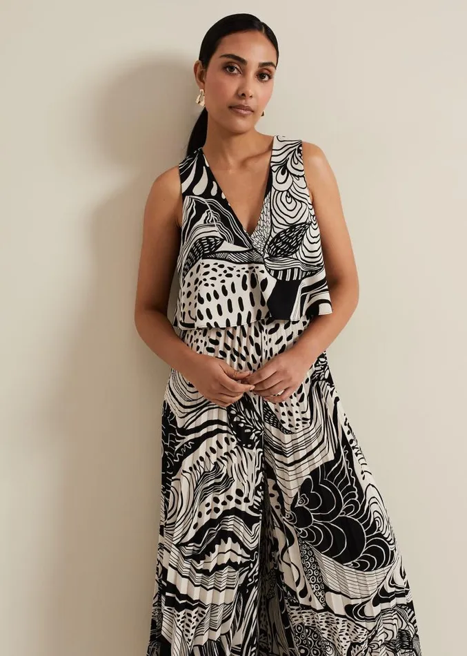 Petite Saskia Abstract Pleated Jumpsuit Black Women Phase Eight Jumpsuits