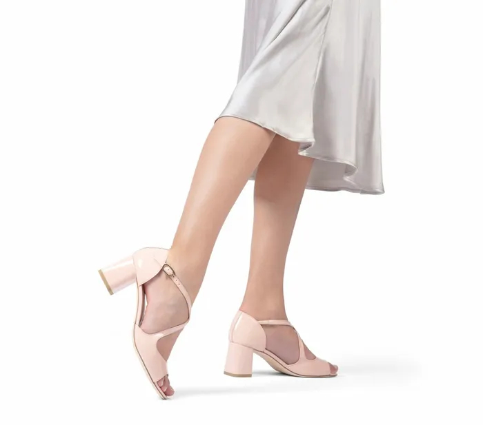 Repetto Womens Wedding Shoes Nada Sandals Almond Beige Popular