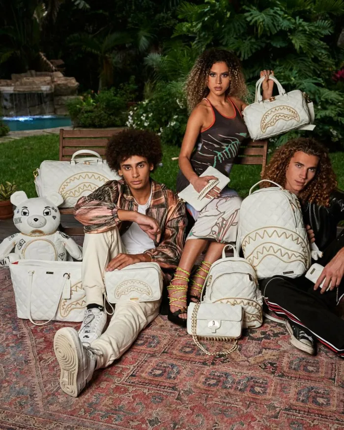RIVIERA LE BLANC GOLD CHAIN MONEYBEAR TEDDYBEAR BACKPACK Bags SPRAYGROUND