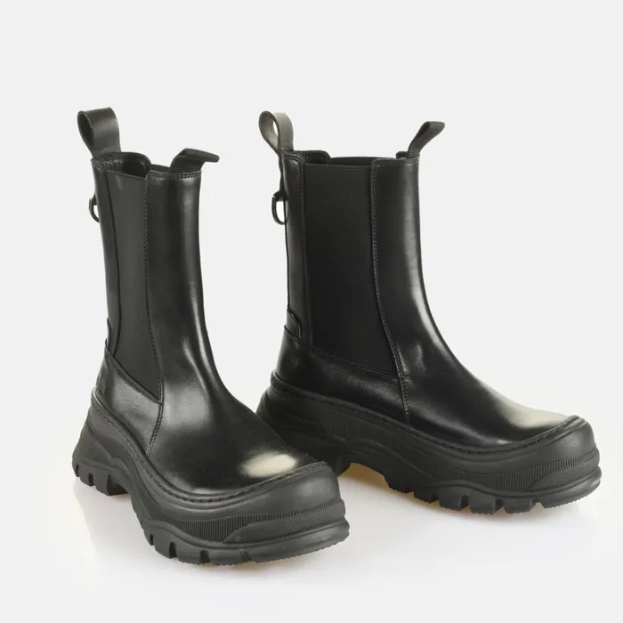 Roam Chelsea Black Buffalo Boots and AnkleBoots Roam Chelsea Black Buffalo Boots and AnkleBoots