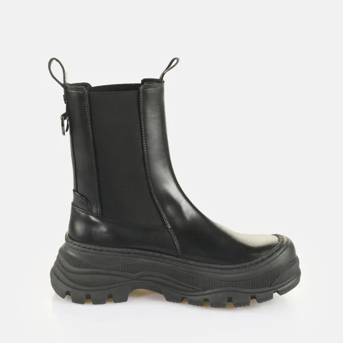 Roam Chelsea Black Buffalo Boots and AnkleBoots Roam Chelsea Black Buffalo Boots and AnkleBoots