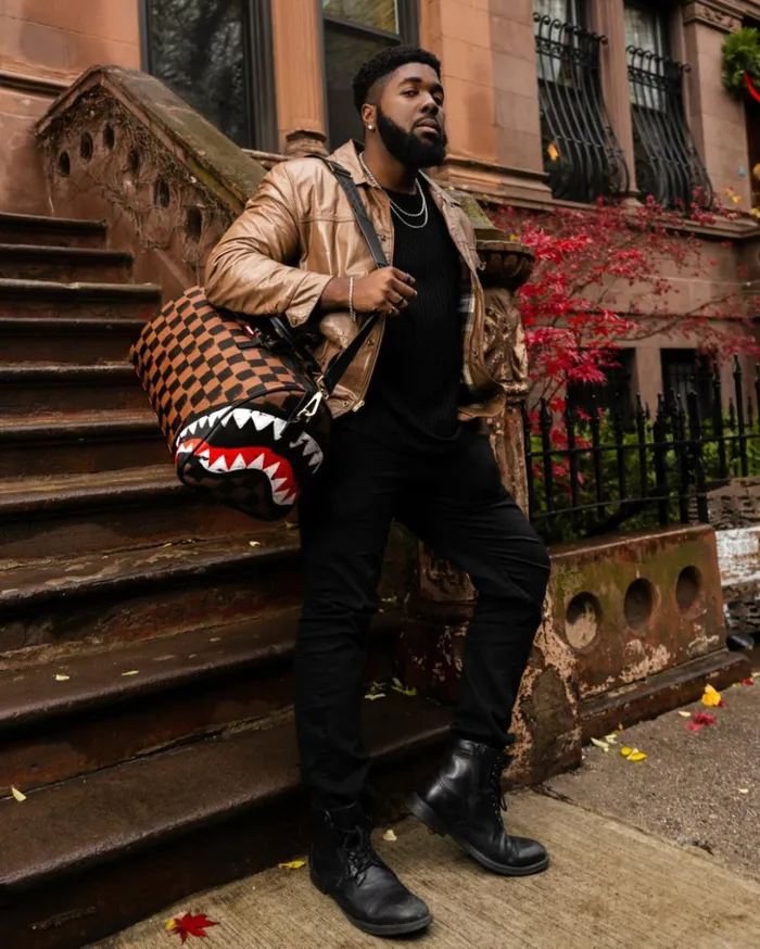 SHARKS IN PARIS VANQUISH DUFFLE Bags SPRAYGROUND