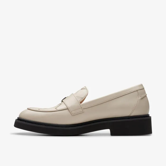 SPLEND PENNY Ivory Leather Women Clarks Loafers and Oxfords