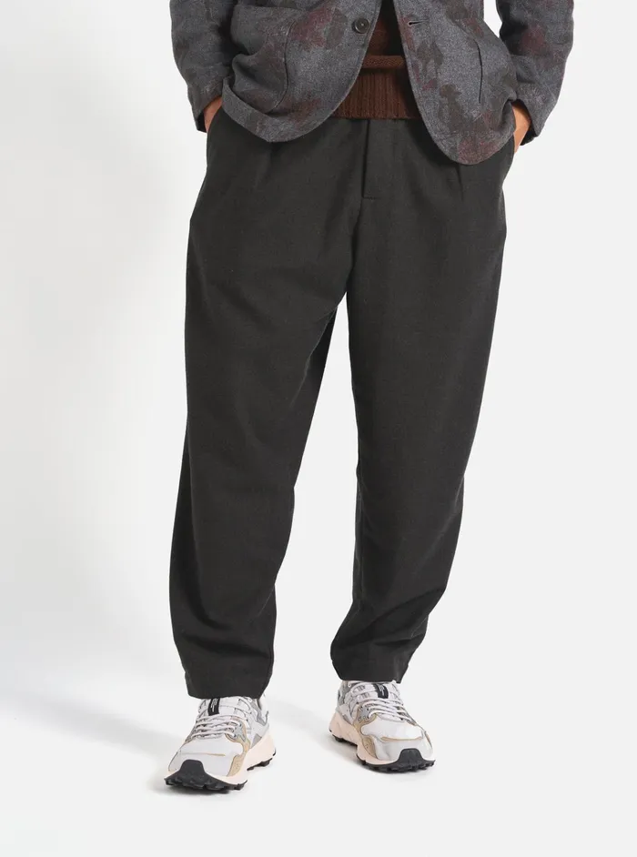 Suiting Men Universal Works Universal Works Pleated Track Pant In Olive Upcycled Italian Tweed