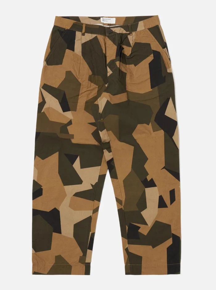 Trousers Men Universal Works Universal Works Duke Pant In Brown Swedish Camo