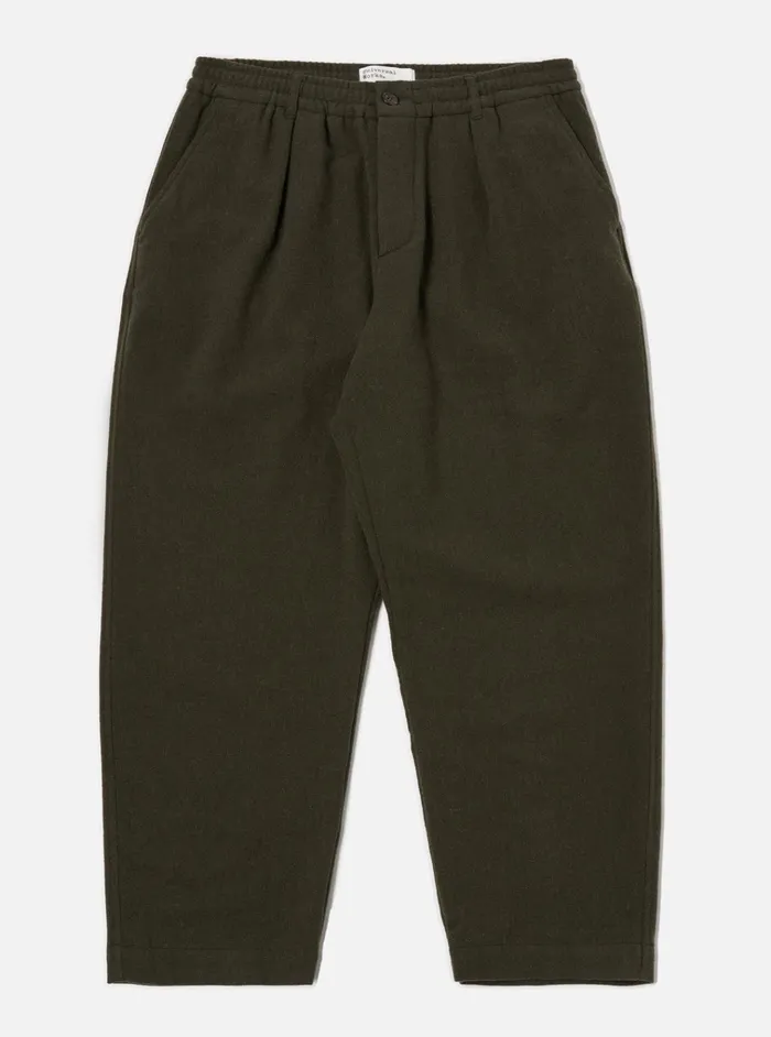 Trousers Men Universal Works Universal Works Oxford Pant In Olive Recycled Soft Wool