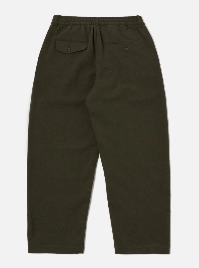 Trousers Men Universal Works Universal Works Oxford Pant In Olive Recycled Soft Wool