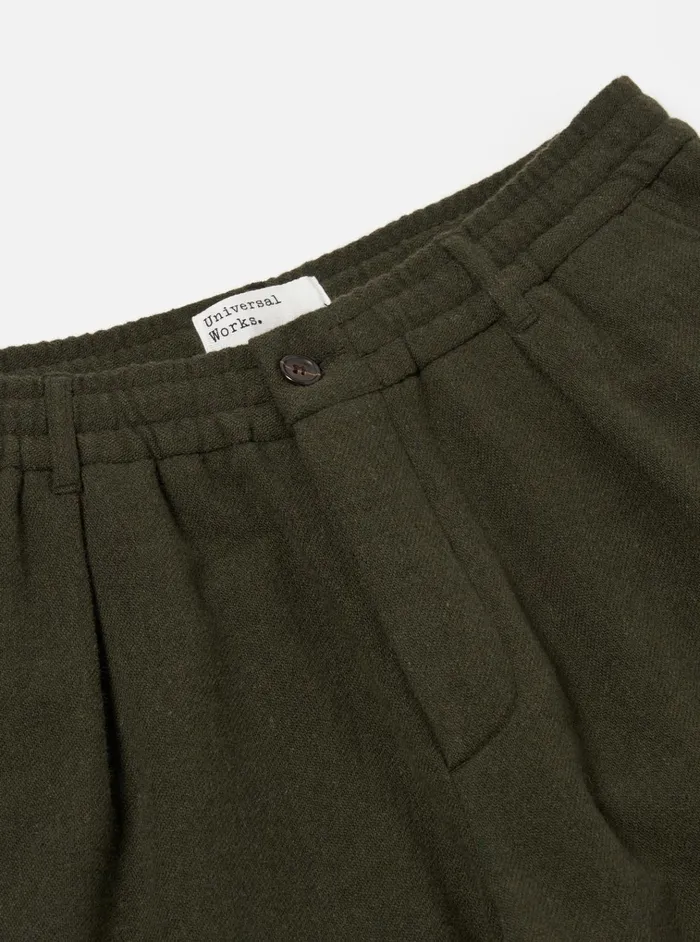 Trousers Men Universal Works Universal Works Oxford Pant In Olive Recycled Soft Wool