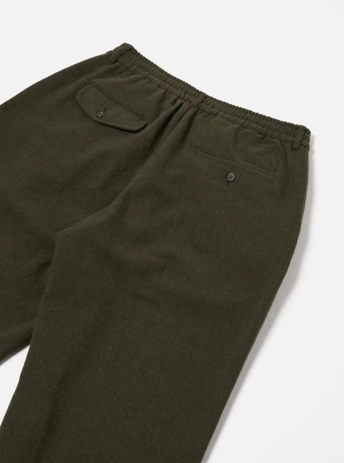 Trousers Men Universal Works Universal Works Oxford Pant In Olive Recycled Soft Wool