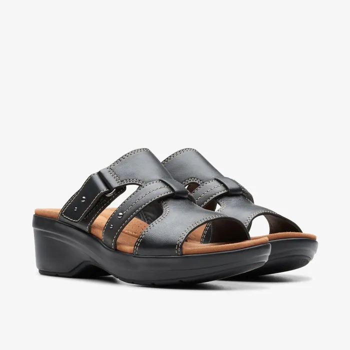 Tuleah Jane Black Leather Women Clarks Sandals and Flip Flops