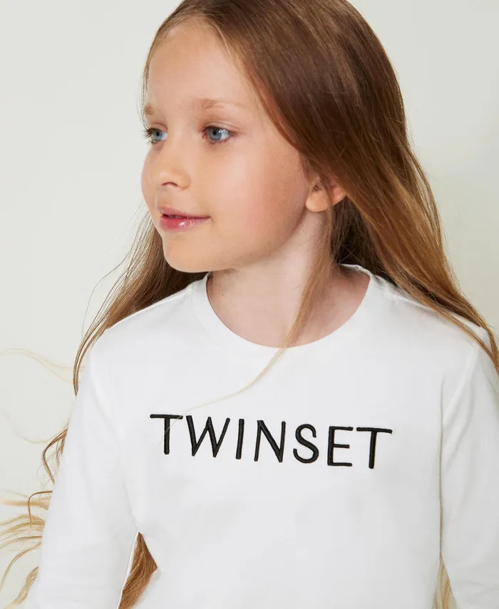 Twinset Cropped TShirt With Embroidered Logo Bicolour Off White Black Girl TShirts And Tops