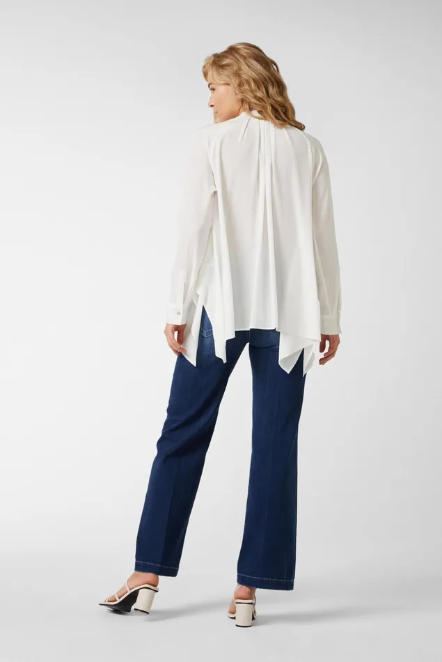 Van Laack Meisterwerk Blouses Women Crepe Blouse With Asymmetric Hem White Van Laack Meisterwerk Blouses Women Crepe Blouse With Asymmetric Hem White
